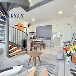 New! The Apple Residence I 2-3Br I Game I 5Min Jonker - Managed By Alviv Homestay